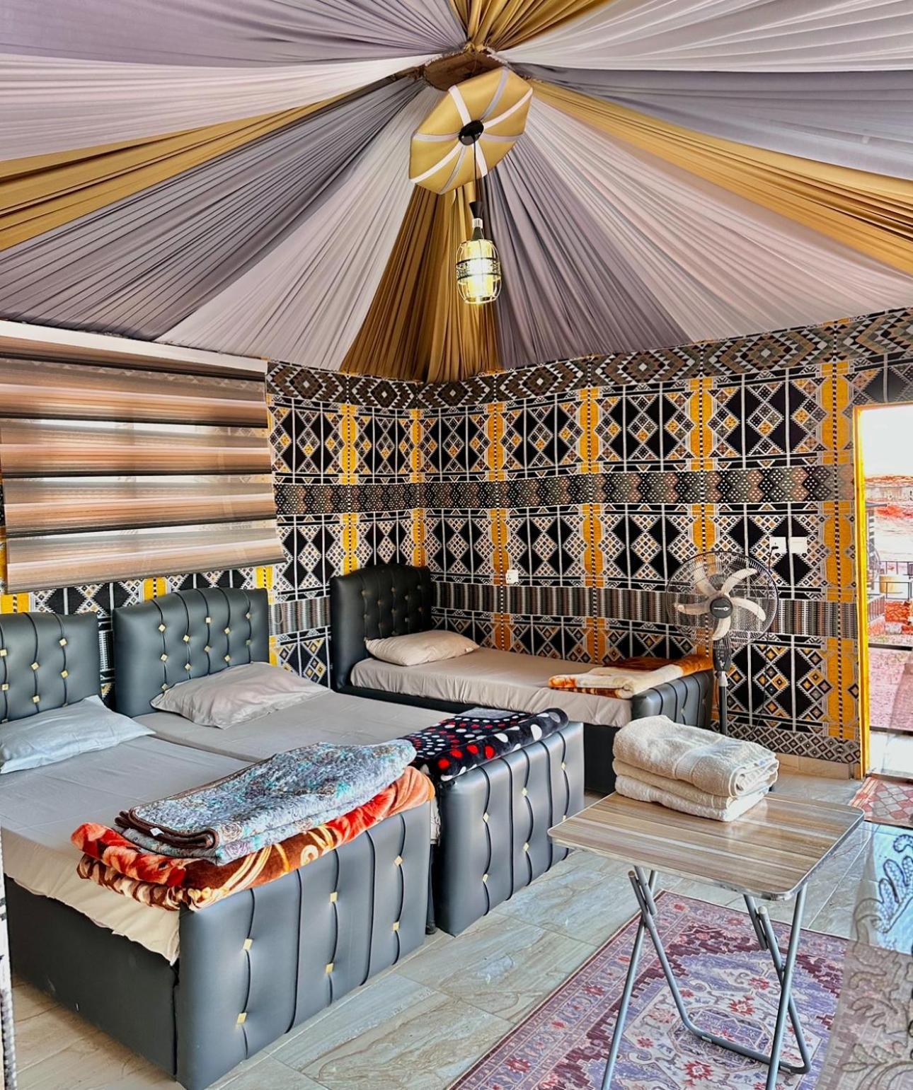 Rum Flower Bubbles Luxury Camp وادي رم المظهر الخارجي الصورة